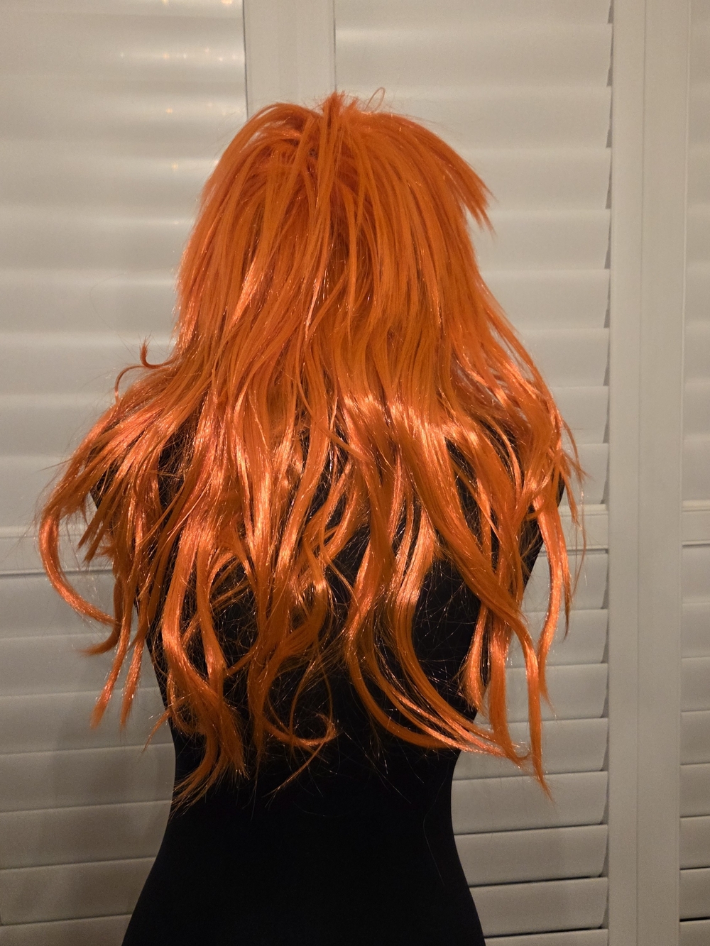 Vibrant Long Orange Women's Wig - Stylish Synthetic Hair